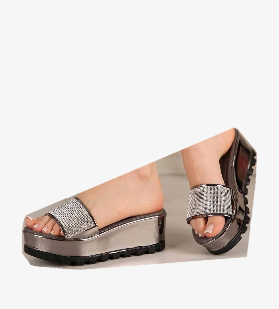 Kadın Dolgu Topuklu Taşlı Terlik PLATİN AYNA