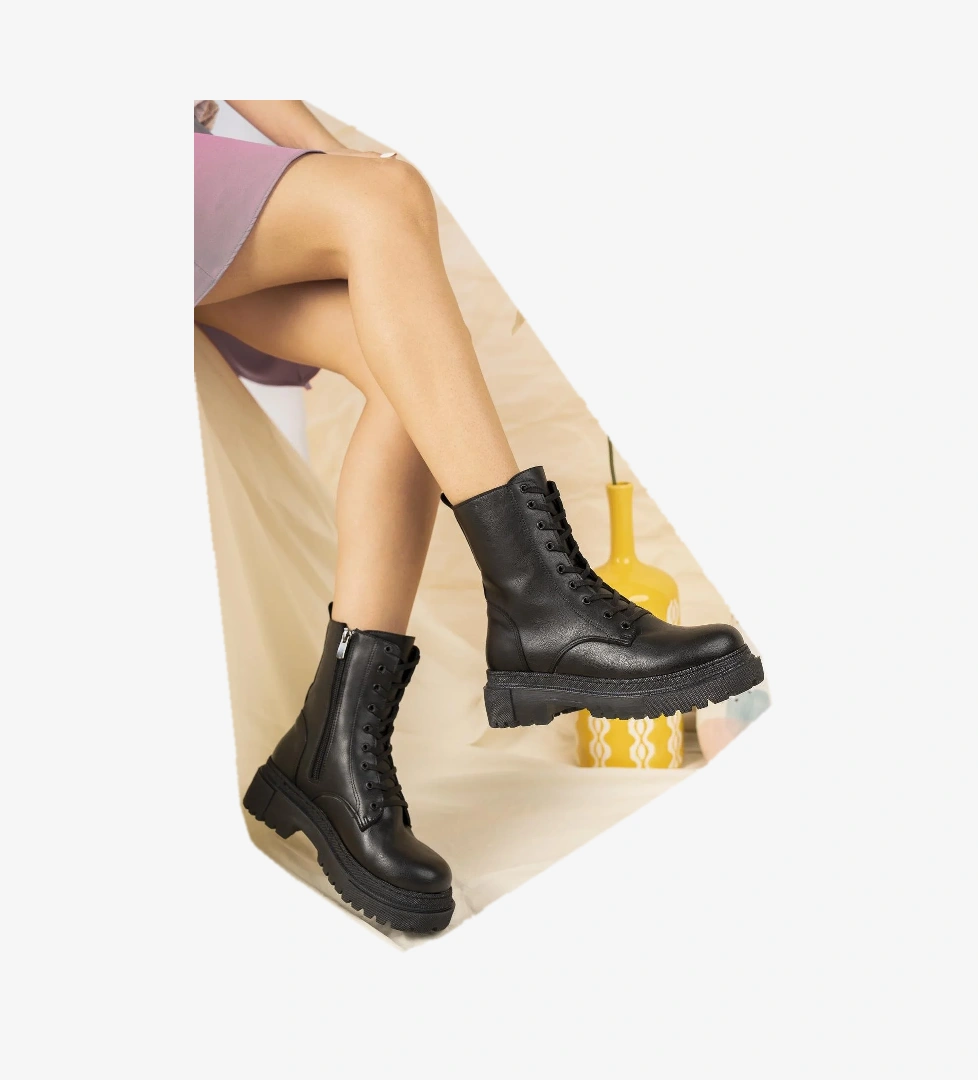 Carol Garantili Kadın Bağcıklı Postal Bot - Görsel 1