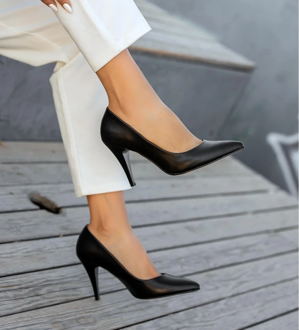 Kadın Topuklu Ayakkabı SİYAH CİLT
