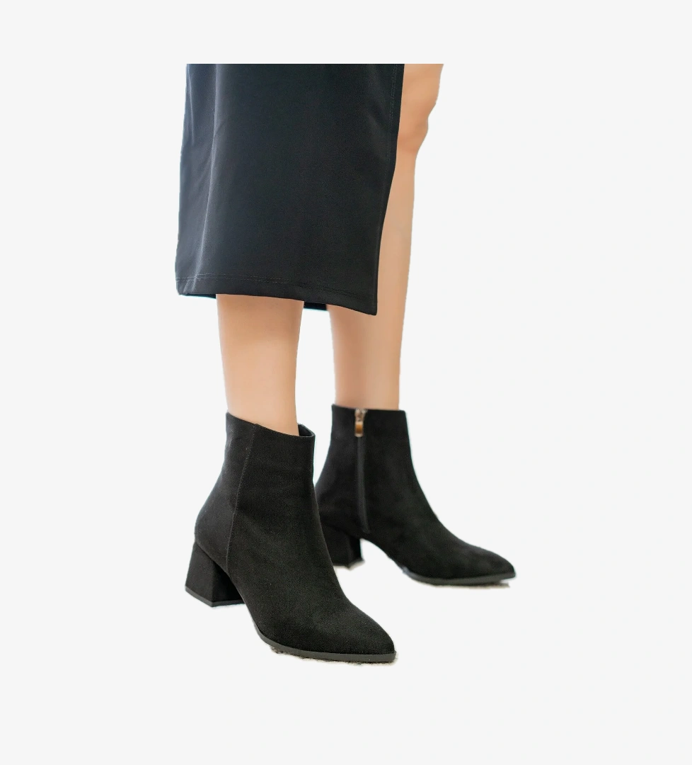 Asper Siyah Süet Topuklu Günlük Kullanım Kadın Botu