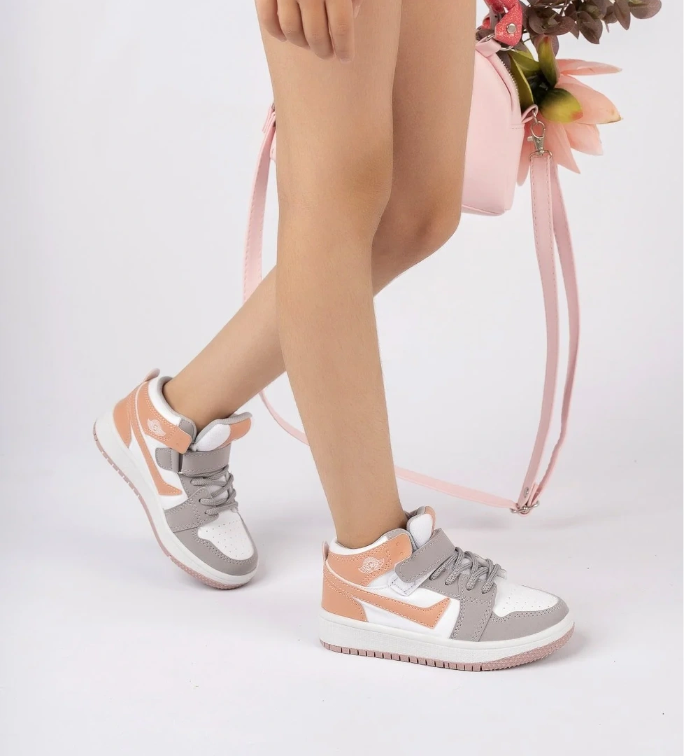 ÇOCUK BİLEKLİ SNEAKERS