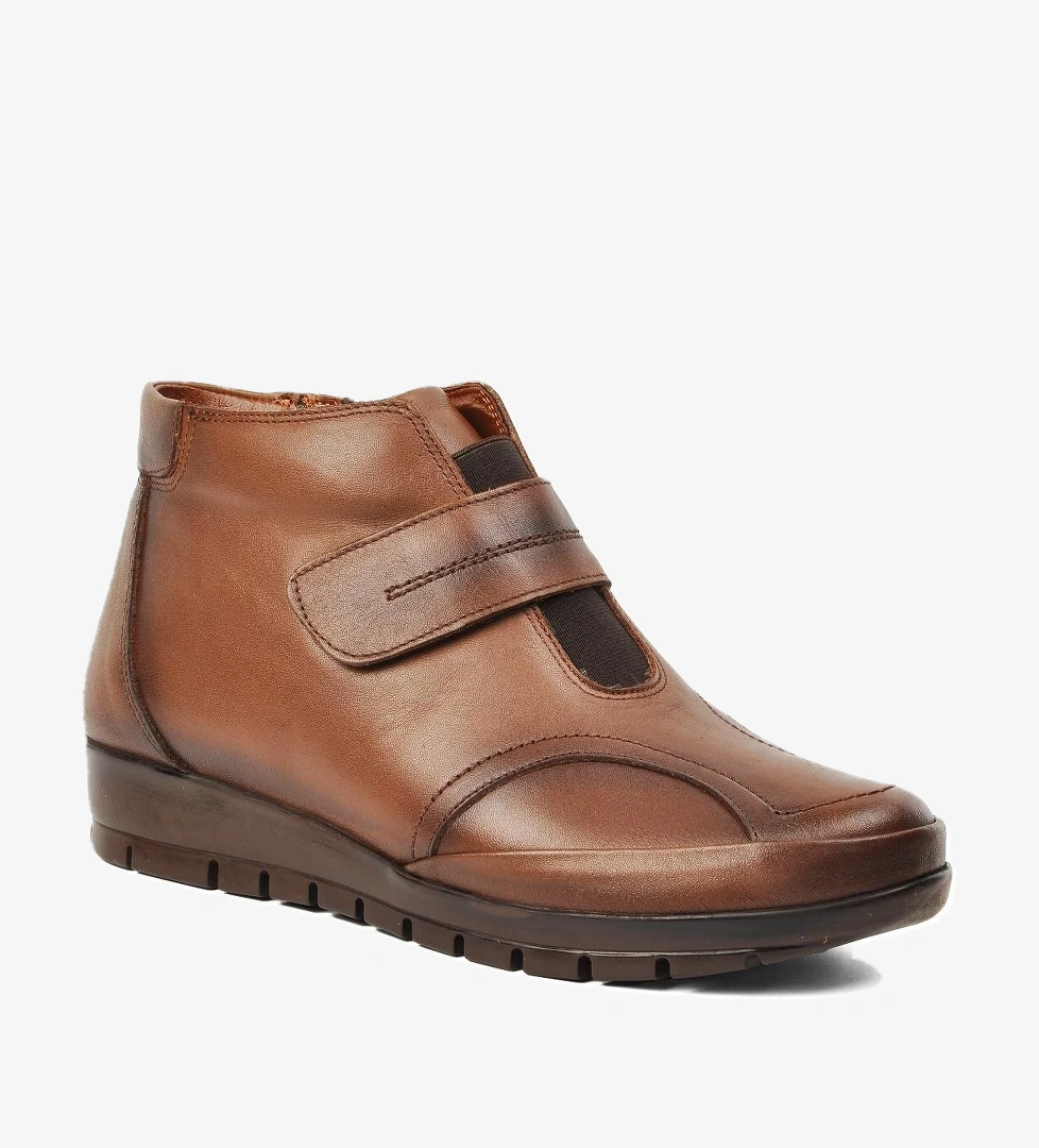 572 Ceviz Hakiki Deri Kadın Bot - Görsel 1