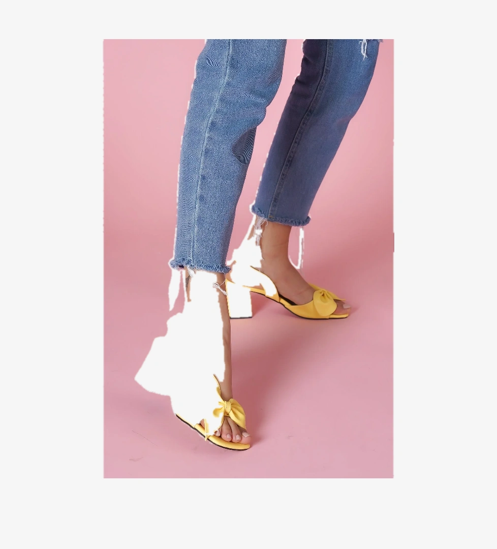 Ribbo Sarı Fiyonklu Topuklu Sandalet