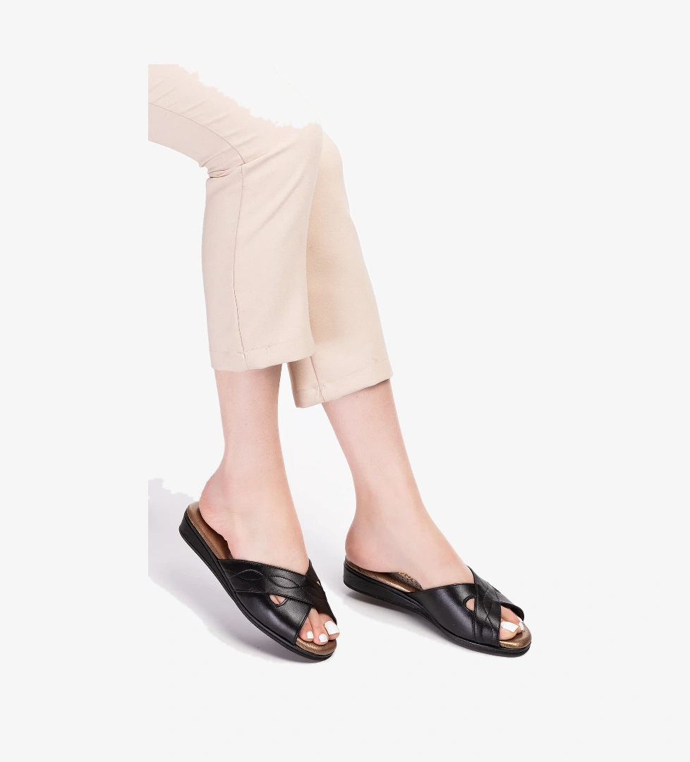 Gondol Kadın Hakiki Deri Şık Rahat Ev Terliği kayaş.191