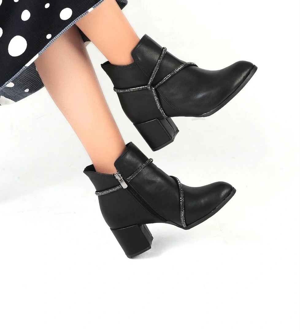 22-B17 Cilt Siyah Ayışığı 5 Cm Topuklu Kadın Bot - Görsel 1