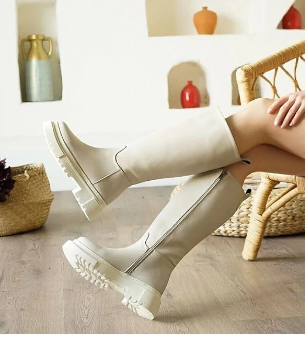 Kalın Taban Diz Altı Fermuarlı Rahat Kadın Çizme - Görsel 1