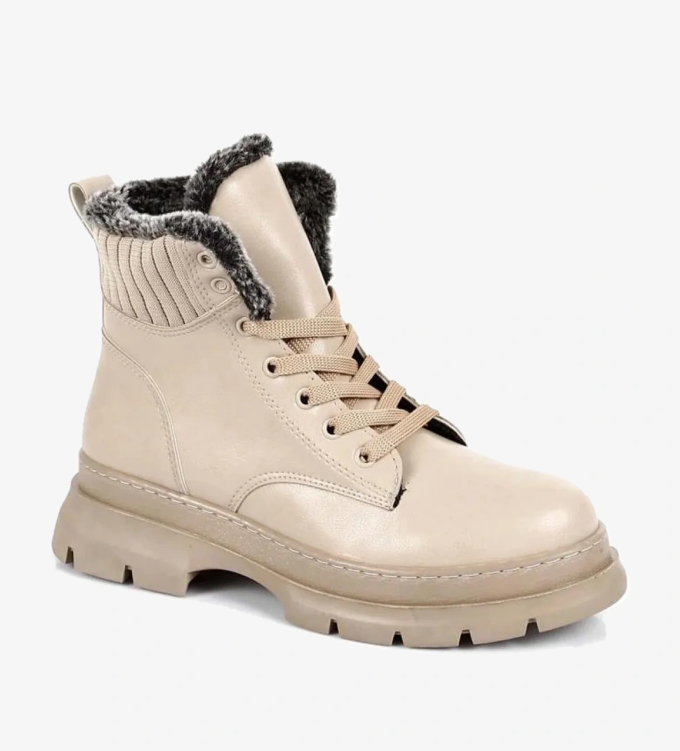 Metro 6038 Deri Kürklü Sıcak Astar Kadın Bot model görseli