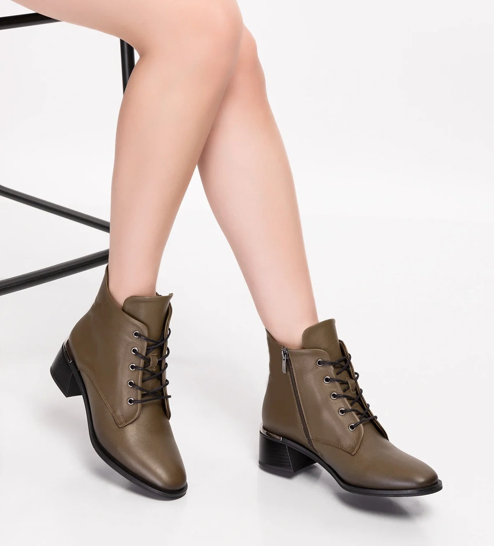 Gondol Hakiki Deri Bağcık Detay Fermuarlı Topuklu Bot Anl.2427 - Görsel 1