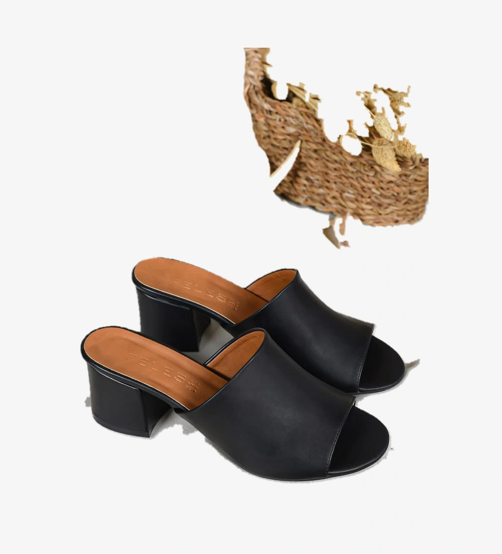 Feles Kadın Topuklu Terlik model görseli