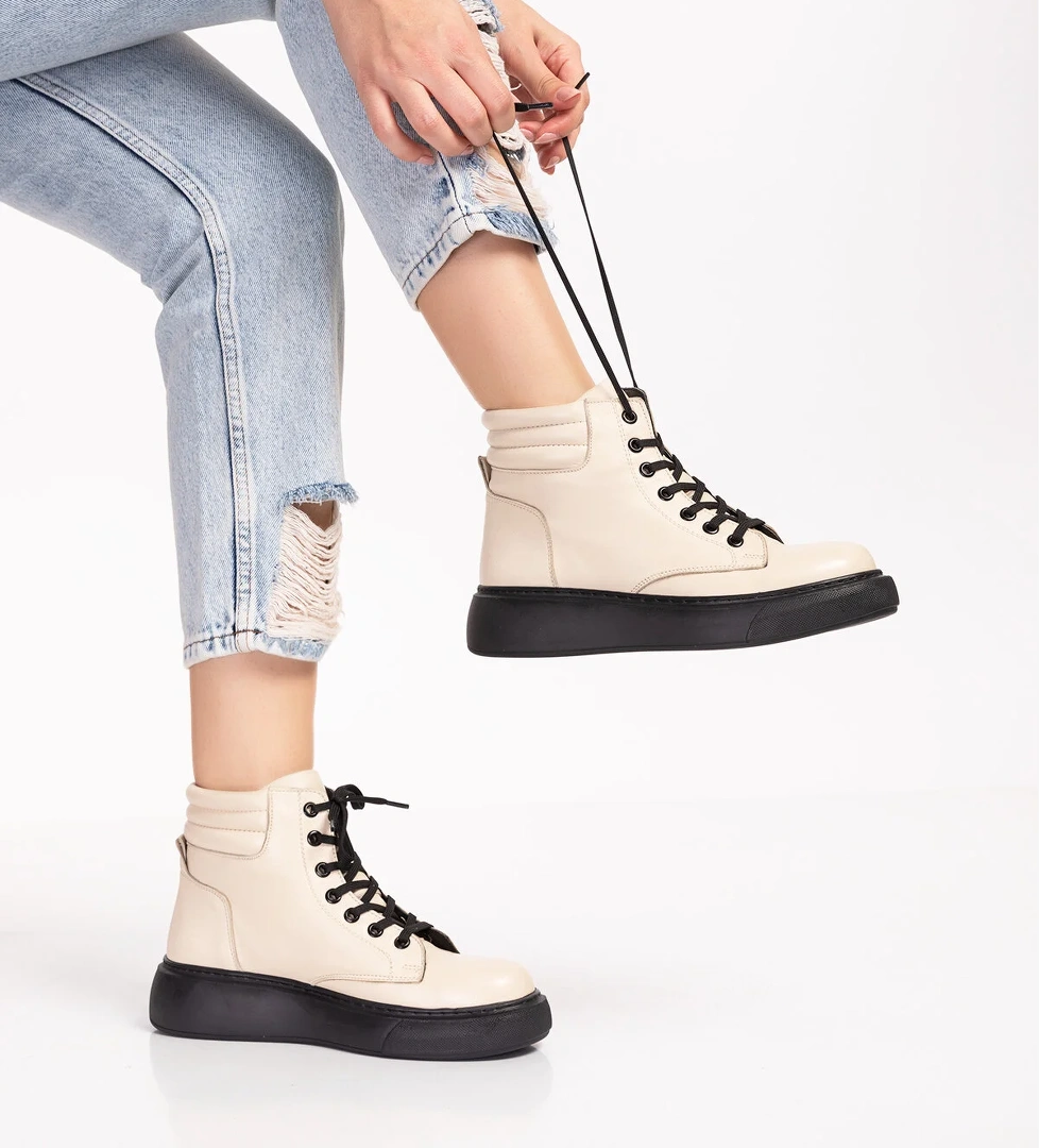 Gondol Kundura Gondol Içi Dışı Hakiki Deri Anatomik Taban Bot gap.15501 model görseli