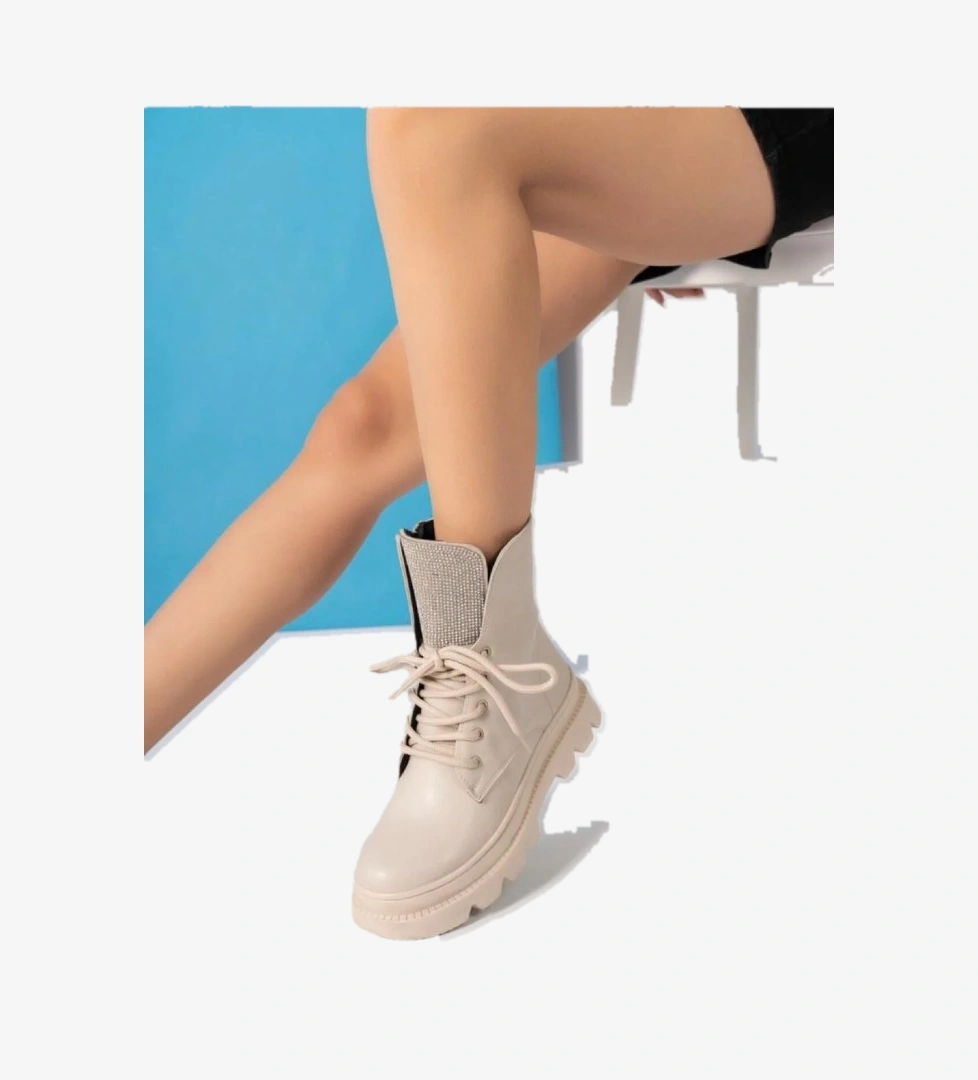 Taş Detaylı Kadın Postal Bot