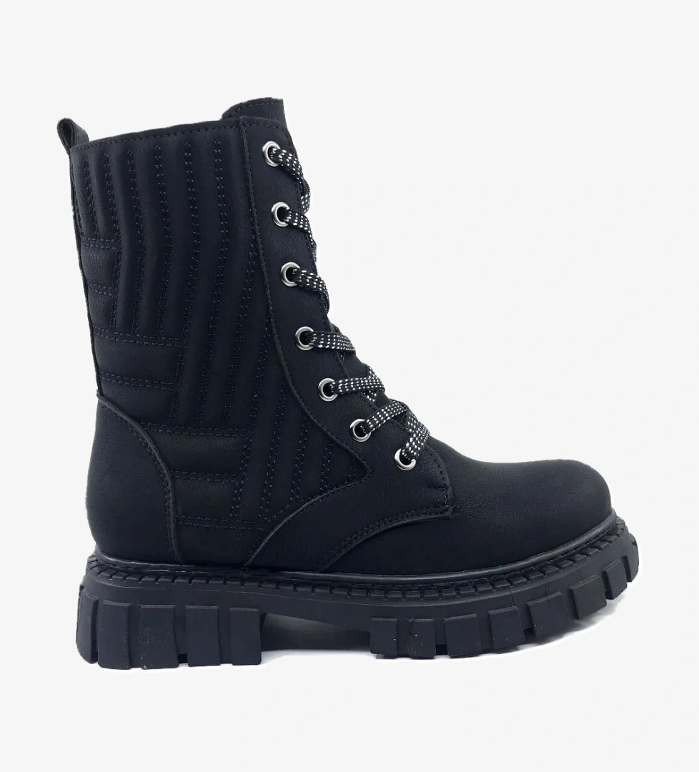 Sema Siyah Zümrüt Kauçuk Taban Kız Çocuk Fermuarlı Bot model görseli