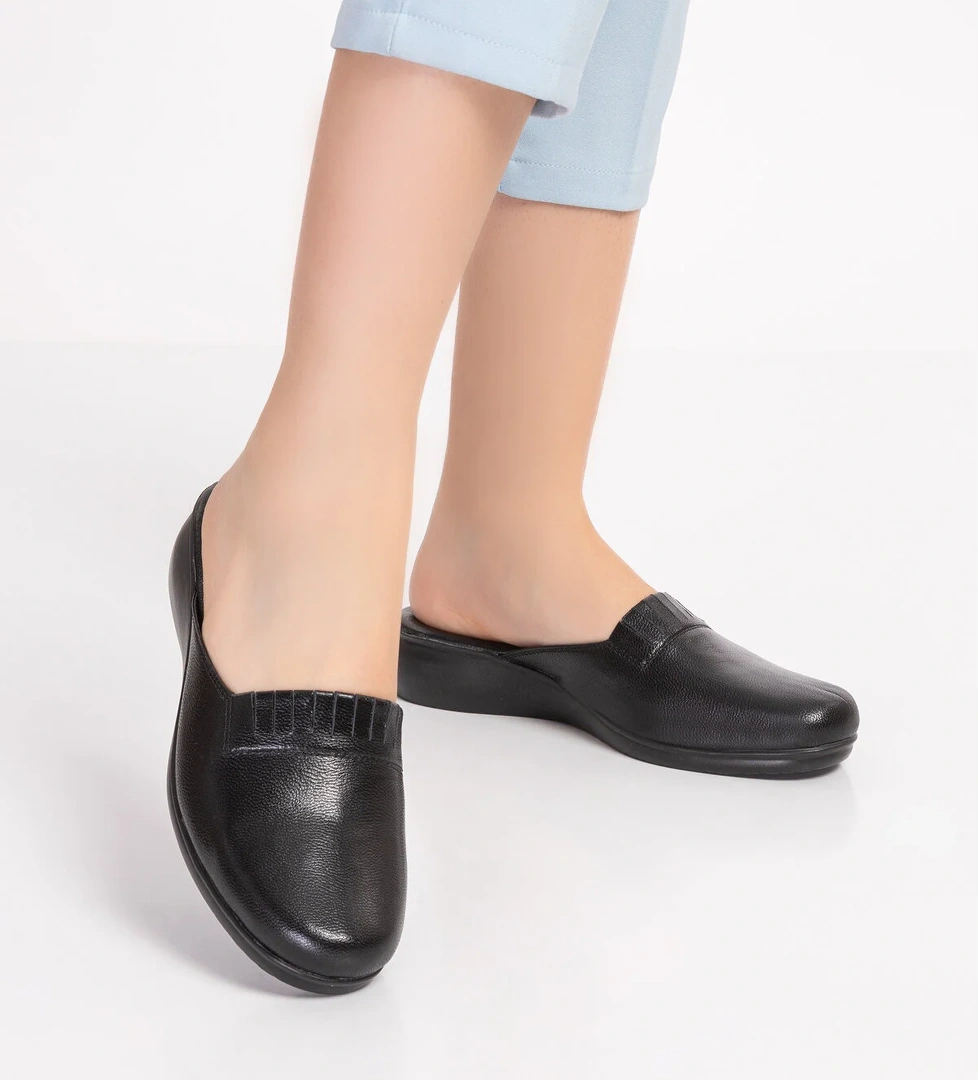 Gondol Kundura Gondol Kadın İçi Dışı Hakiki Deri Şık Ev Terliği Özl.960 model görseli