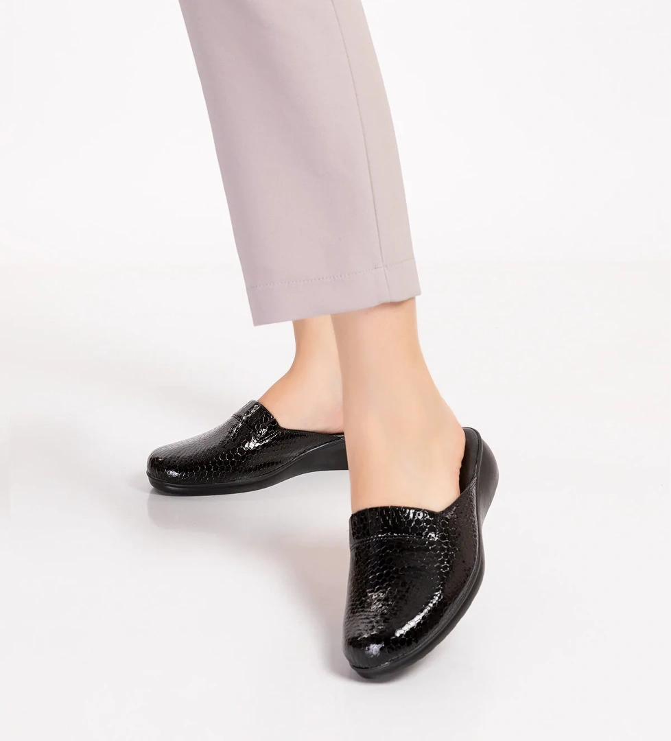 Gondol Kadın İçi Dışı Hakiki Deri Şık Ev Terliği Özl.960