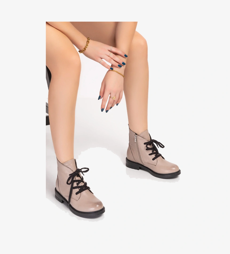 Gondol Kundura Gondol Hakiki Deri Yumuşak Dokulu Rahat Günlük Bot gnd.19601 model görseli