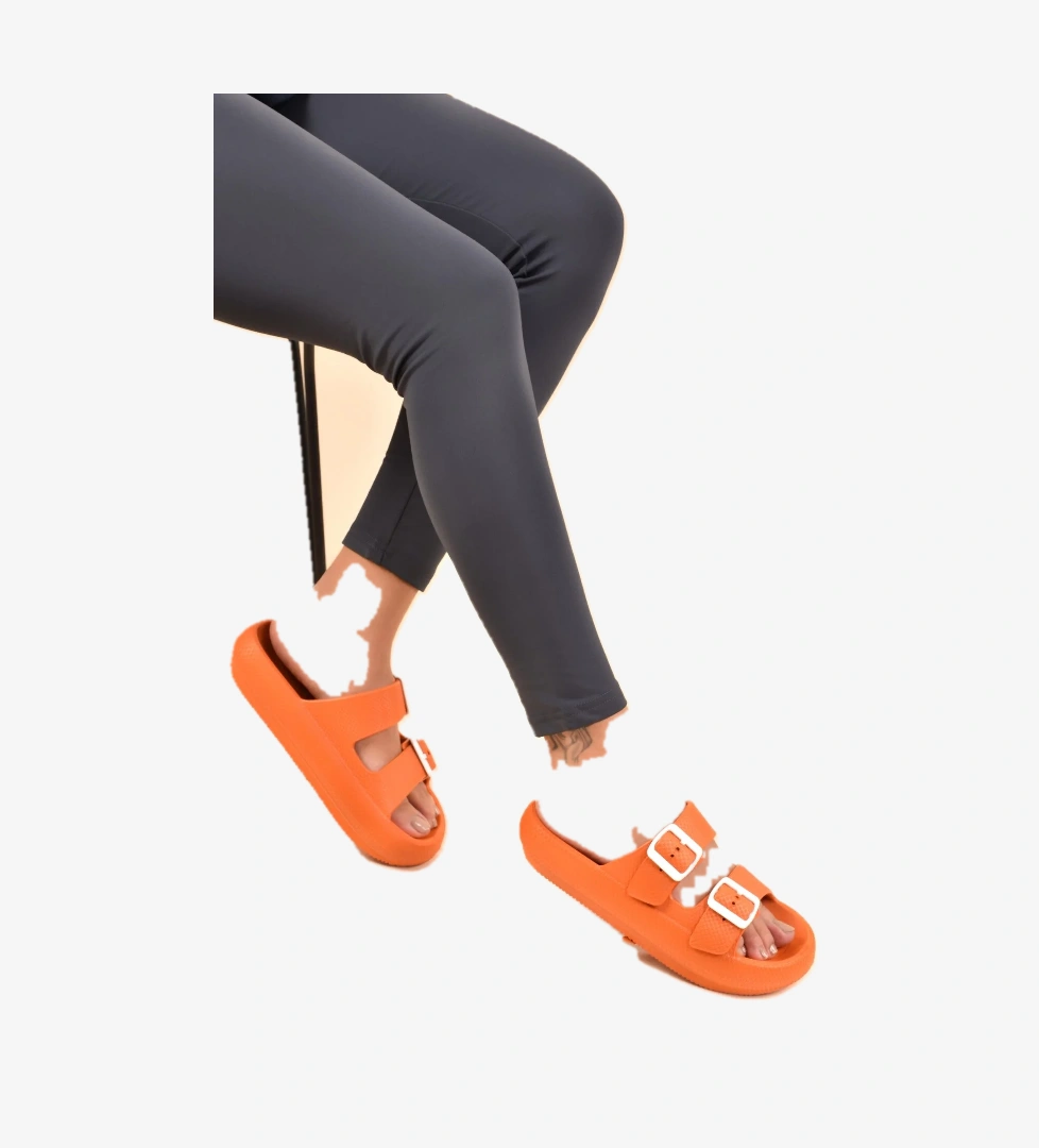 Odesa Ayakkabı ModaOnn Kadın Rahat Terlik model görseli