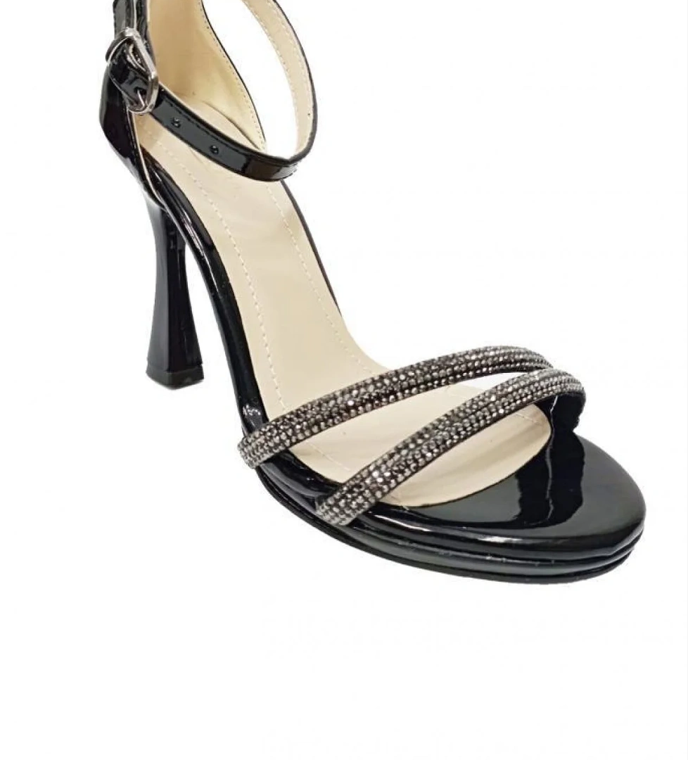 Gi̇zem Gizem 803 Rugan Kare Topuk Taşlı Kadın Sandalet model görseli