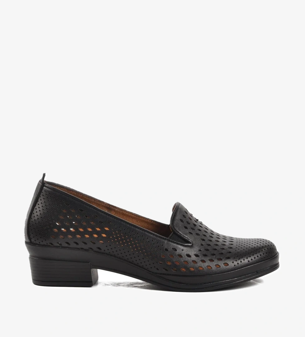 82 Siyah Hakiki Deri Kadın Günlük Ayakkabı