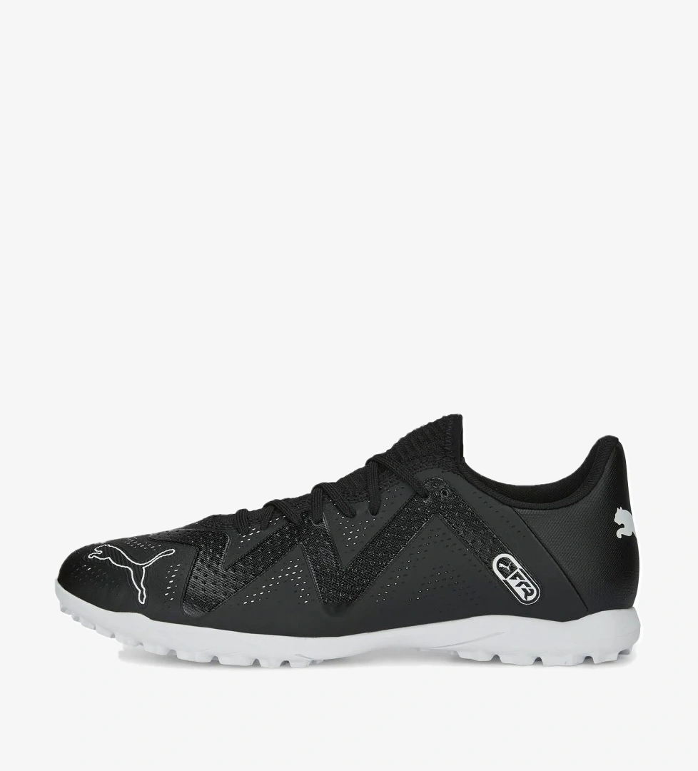 Puma Future Play TT 107191-02 Unisex Halısaha Ayakkabısı model görseli