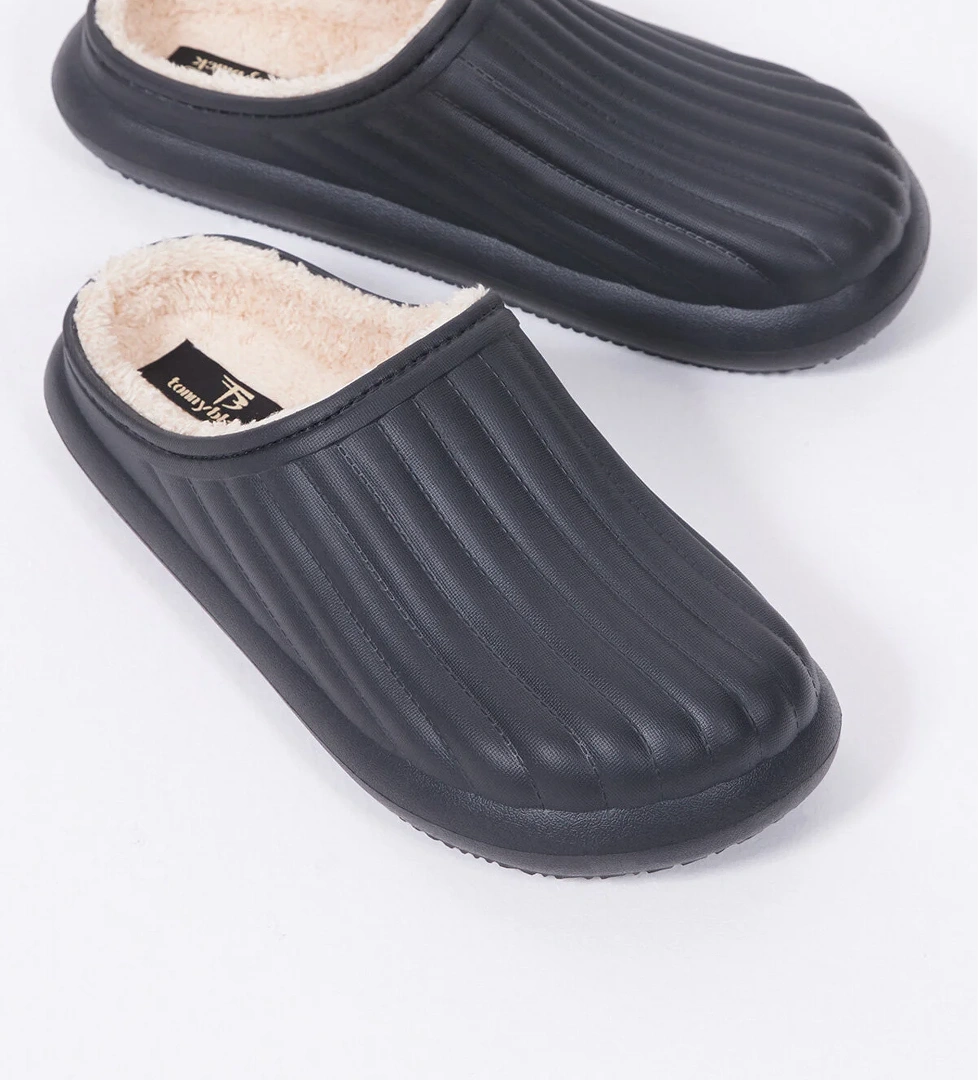 Kadın Siyah Rahat Kalıp Önü Kapalı İçi Yünlü Kışlık Eva Ev Terliği