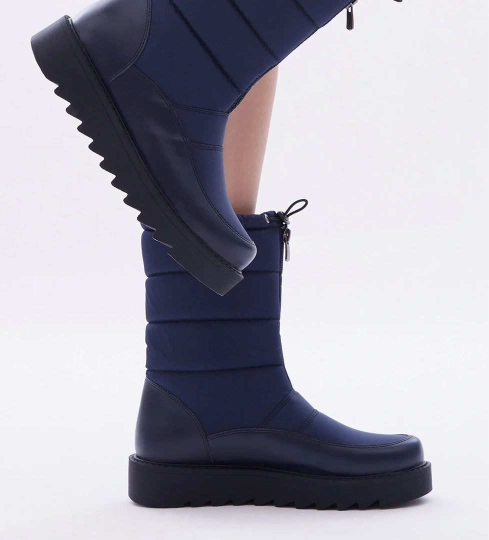 Kadın Lacivert Rahat Kalıp Önü Fermuarlı ve Lastikli İçi Kürklü Kar Botu - Görsel 1