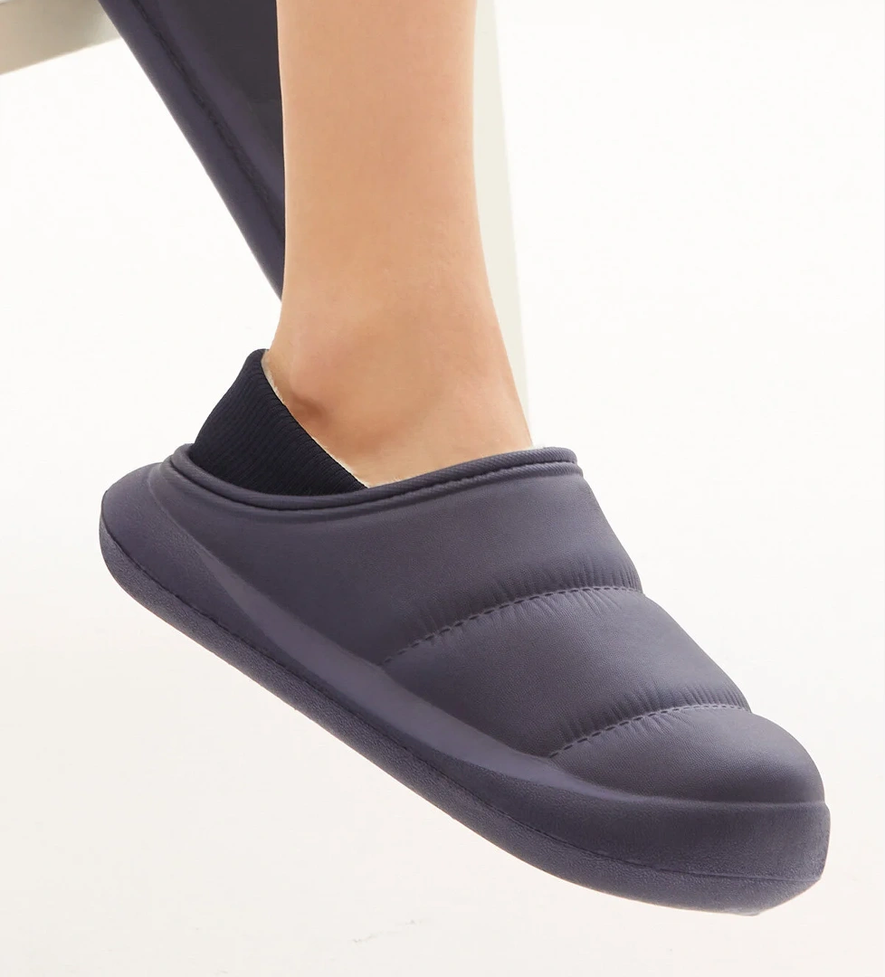 Kadın Lacivert Rahat Kalıp İçi Kürklü Terlik - Görsel 1