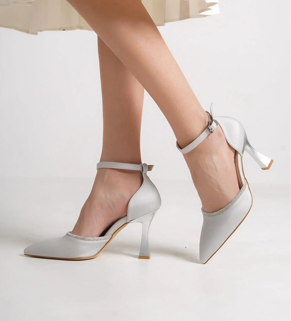 Topez Gümüş Taşlı Stiletto Topuklu Abiye Ayakkabı