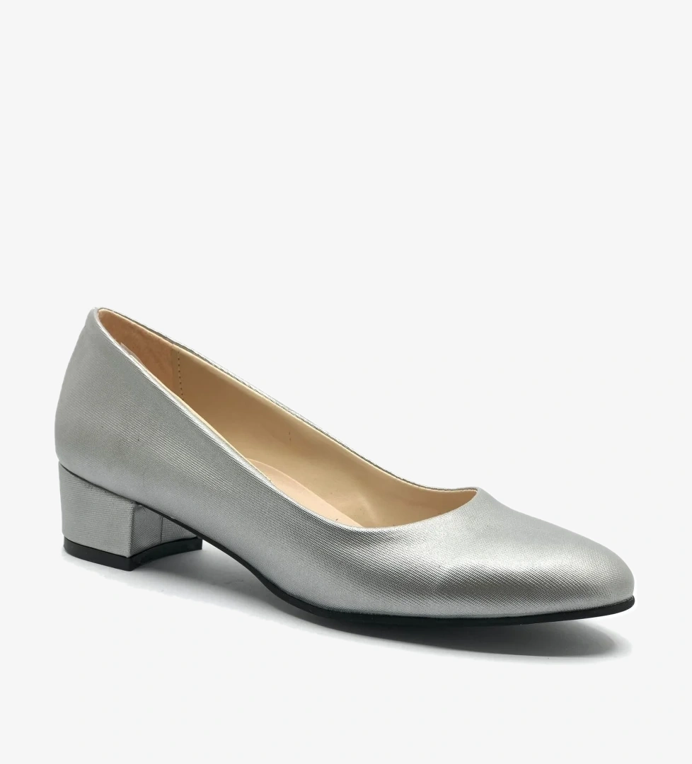 Kısa Topuk Kadın Klasik Ayakkabı