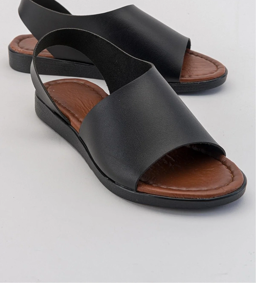 Geniş Tek Bantlı Kadın Sandalet SİYAH CİLT