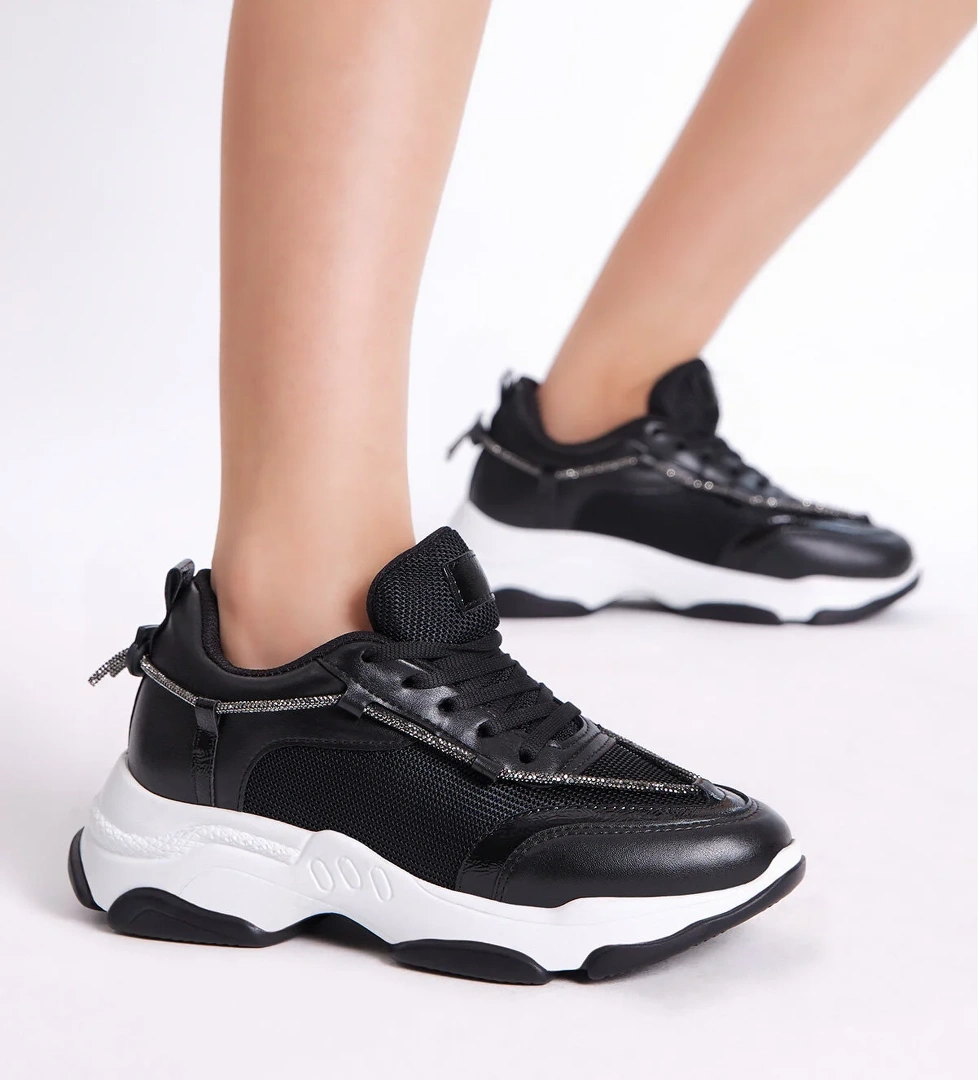 Tonny Black Kadın Siyah Beyaz Taş Şeritl Bağcıklı Sneaker model görseli