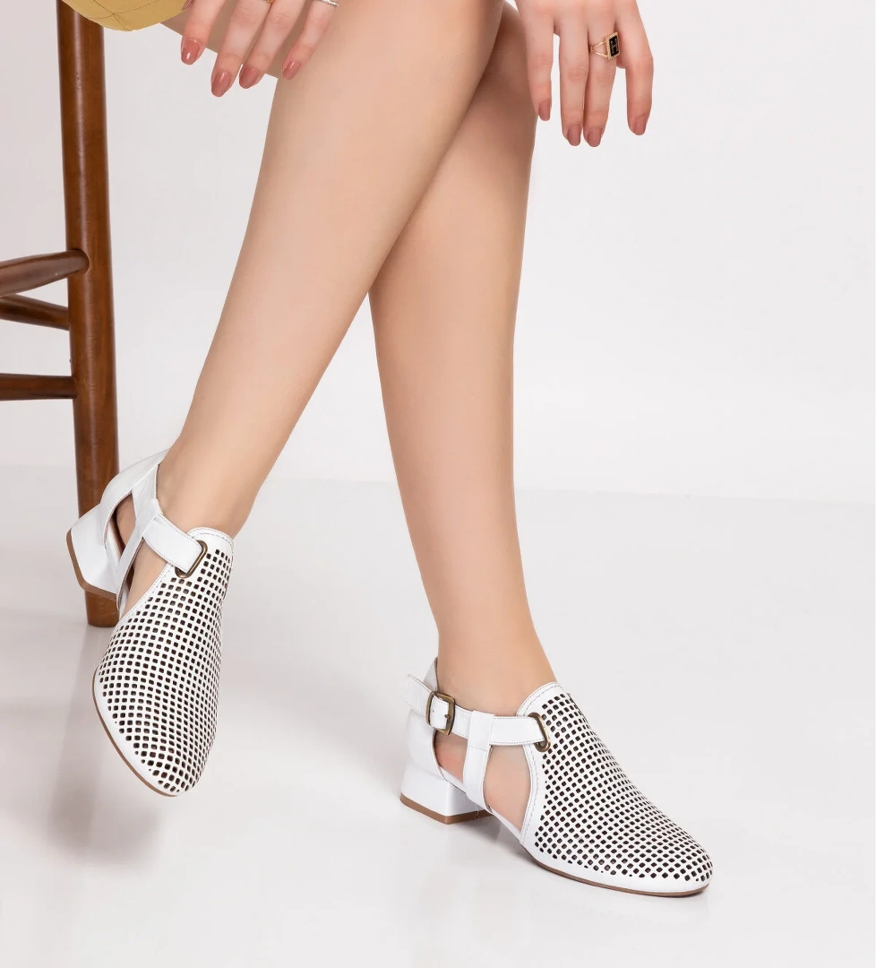 Gondol Kadın Hakiki Deri Lazer Kesim Topuklu Ayakkabı ast.6400