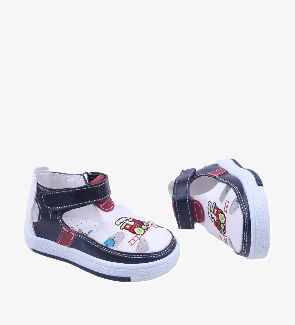 Şi̇ri̇nbebe Şirin Bebe 2988 Erkek Bebek Ortopedik Ayakkabı Sandalet model görseli