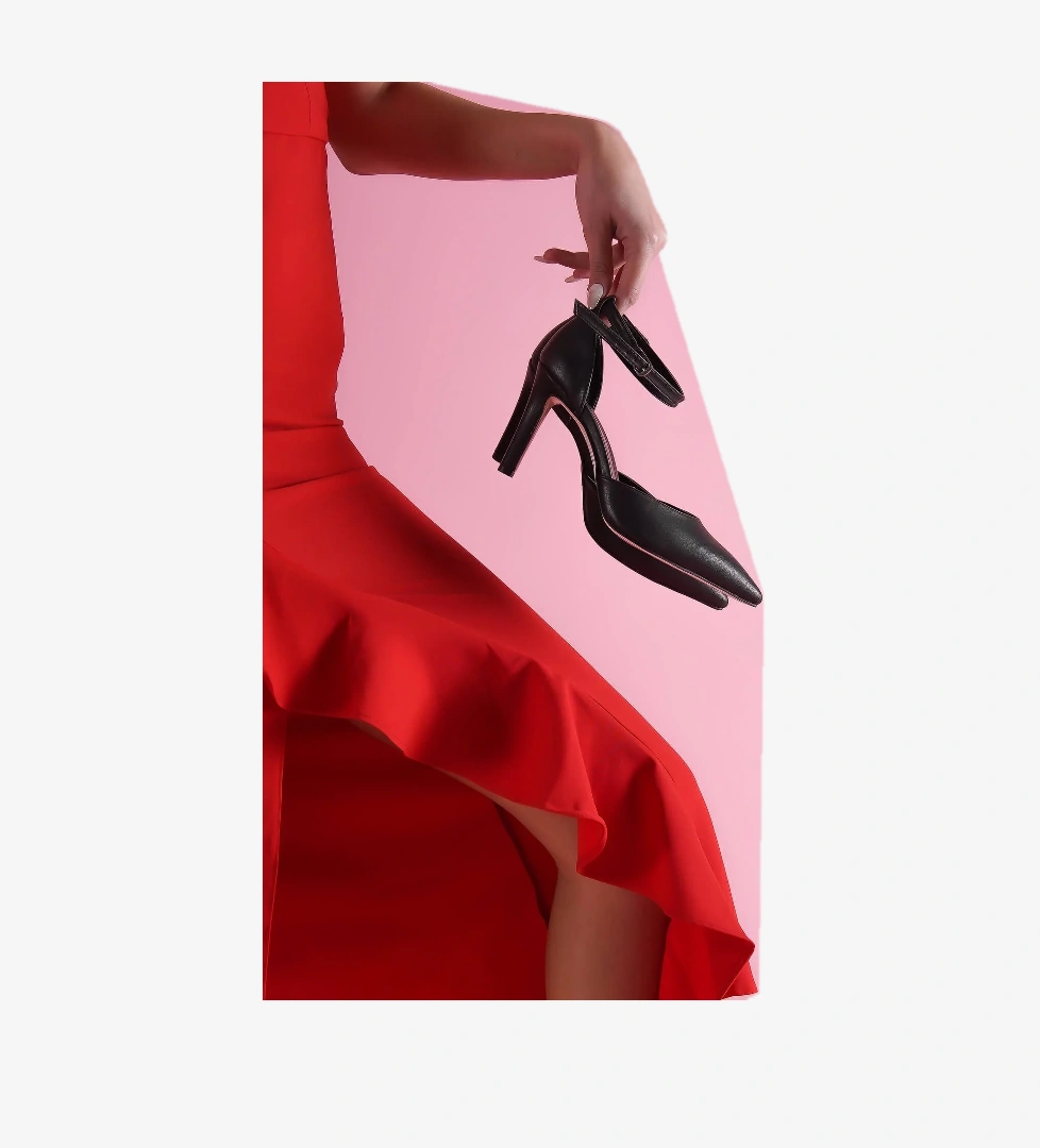 Zeus Siyah Sivri Burun Topuklu Ayakkabı