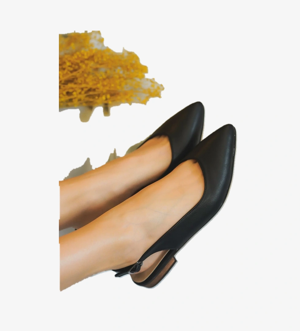 Luke Siyah Sivri Burun Günlük Babet