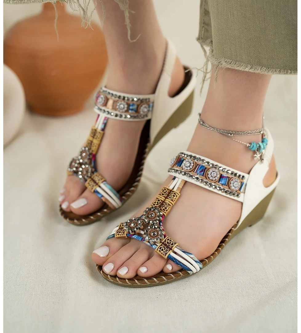 Farah Anatomik Ortopedik Taşlı Günlük Kadın Sandalet