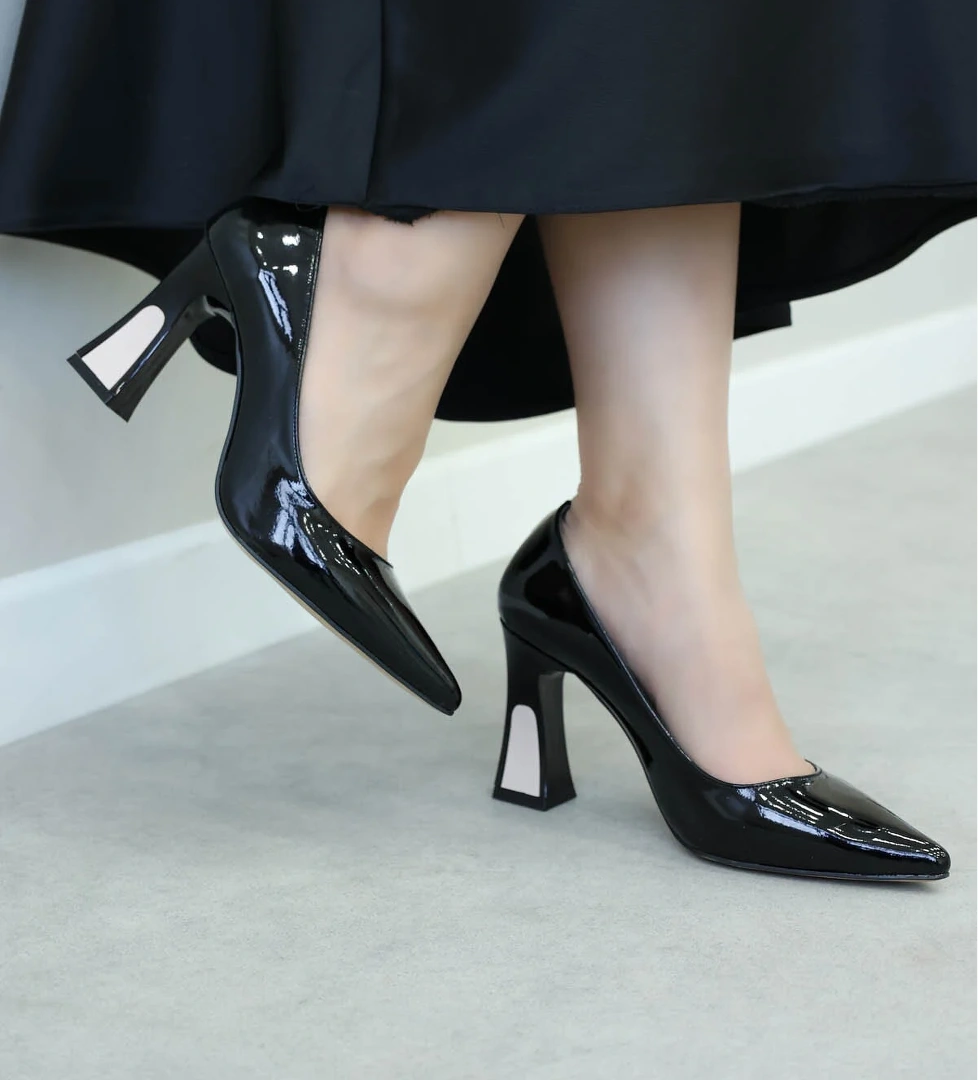 Kadın İnce Topuk Ayakkabı 792ZA3910