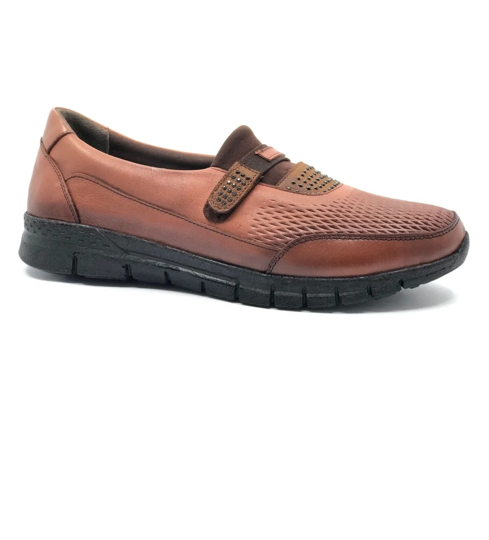 Kocamanlar Marka 67 Hakiki Deri Ortapedik Casual Kadın Babet model görseli