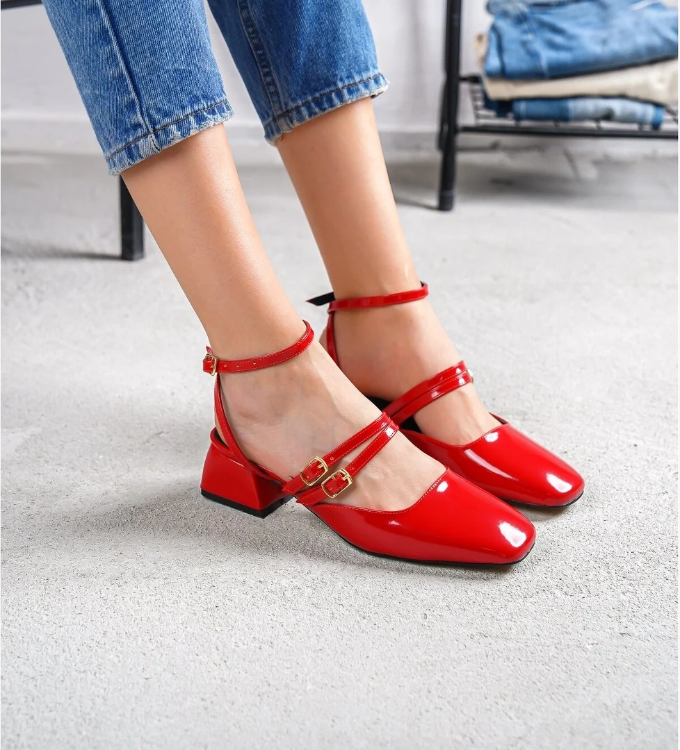 Kohana Kırmızı Çift Baret Küt Burun Topuklu Günlük Ayakkabı