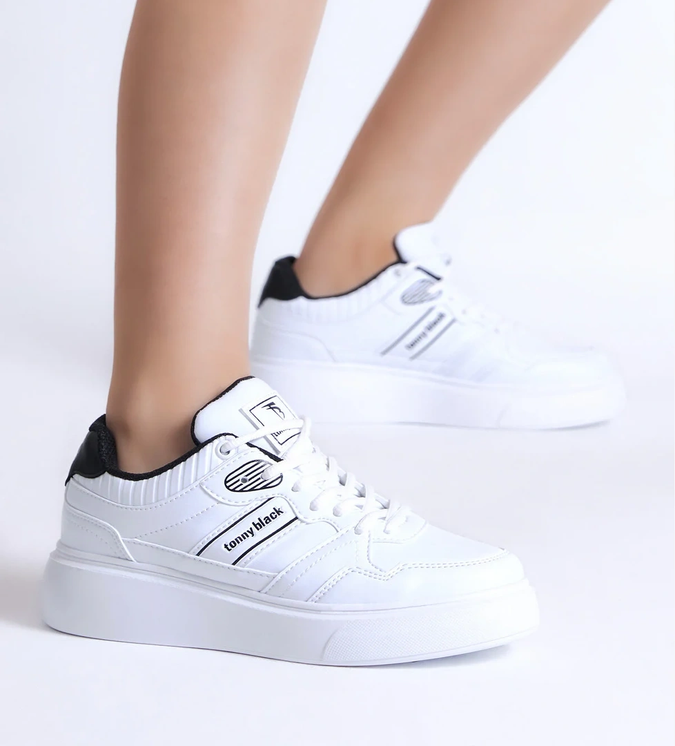 Kadın Beyaz Siyah Yüksek Poli Taban Yanı Şeritli Bağcıklı Spor Ayakkabı - Görsel 1