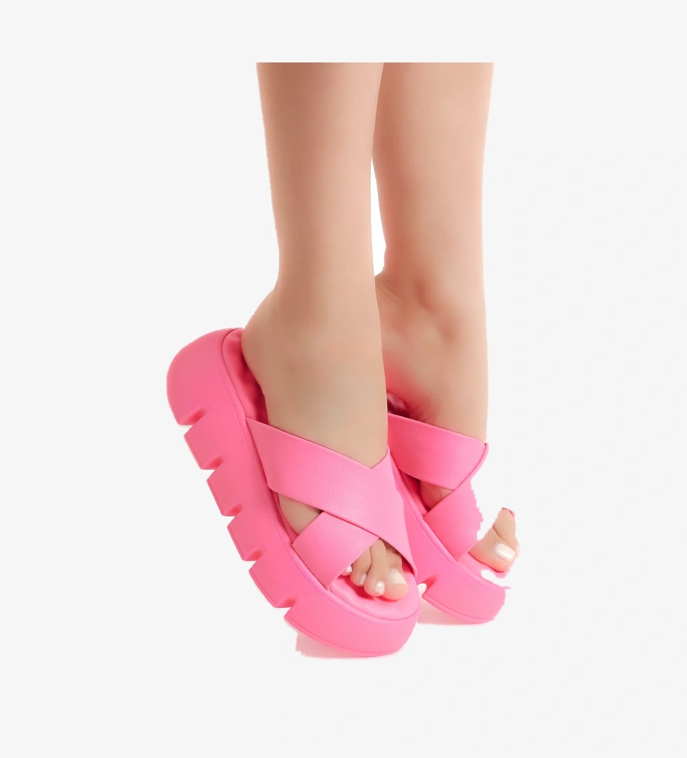Kadın Pembe Çapraz Bantlı Yüksek Taban Terlik