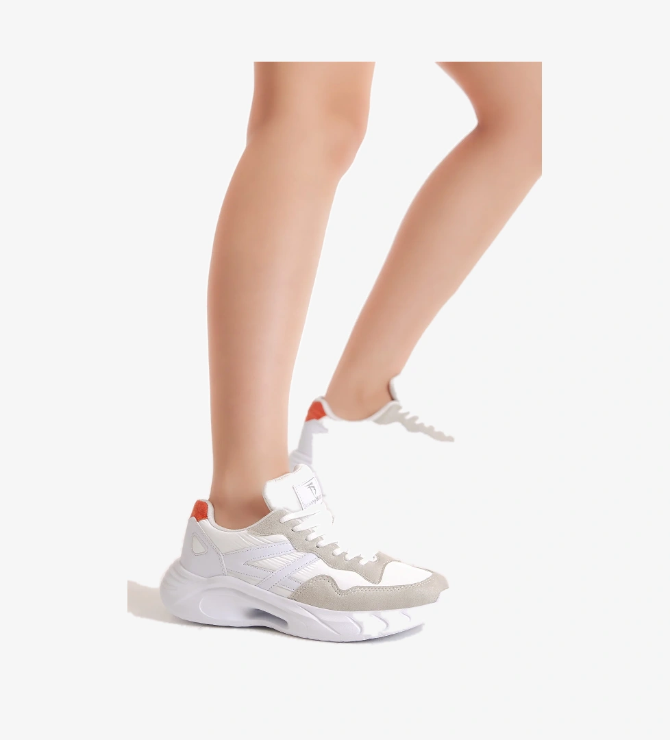 Kadın Beyaz Gri Faylon Taban Şeritli Bağcıklı Spor Ayakkabı