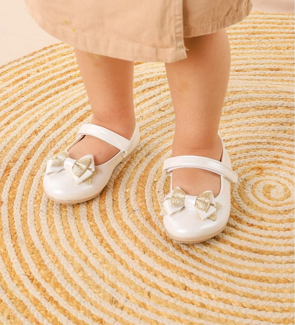 Silvery Cilt Cırtlı Kum Sim Fiyonklu Kız Çocuk Babet Ayakkabı Sedef - Görsel 1