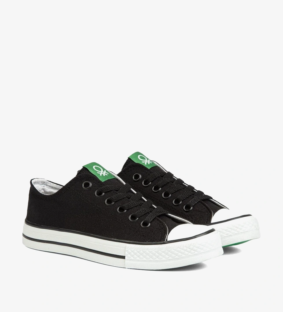 Siyah Benetton Bn 2