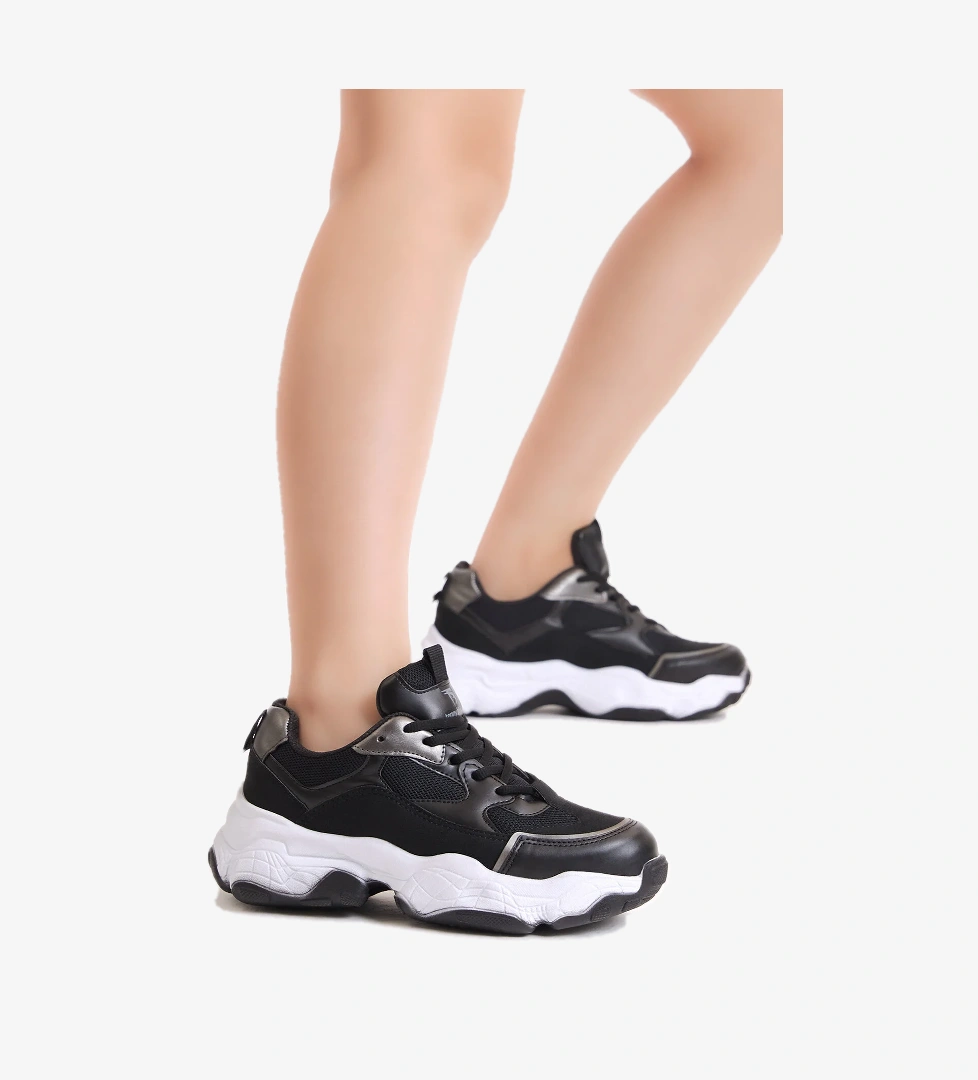 Tonny Black Kadın Siyah Beyaz Rahat Kalıp Yüksek Poli Taban Bağcıklı Spor Ayakkabı