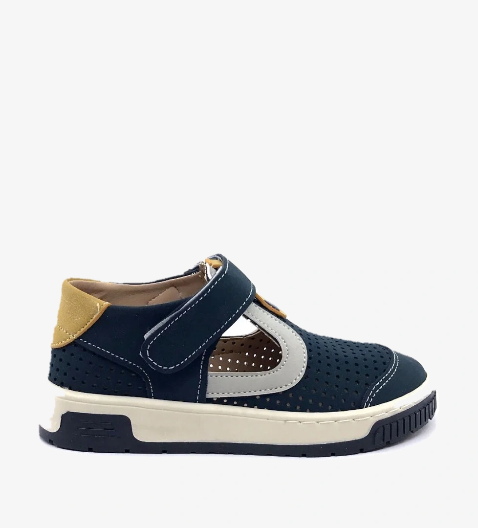 Arzen 4034 Önü Kapalı Erkek Çocuk Sandalet Ayakkabı model görseli