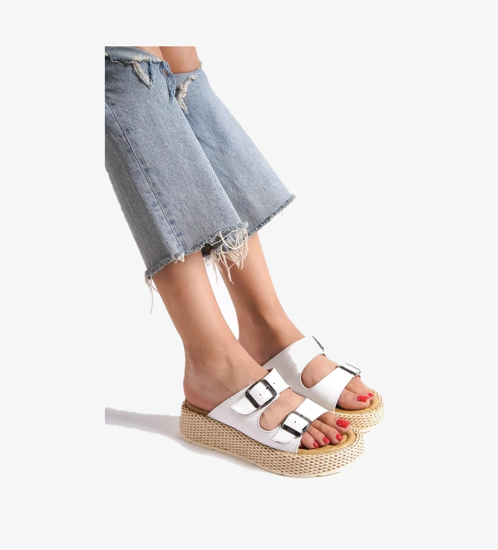 Modabuymuş Marta Hakiki Deri Çift Bantlı Kalın Taban Günlük Terlik model görseli