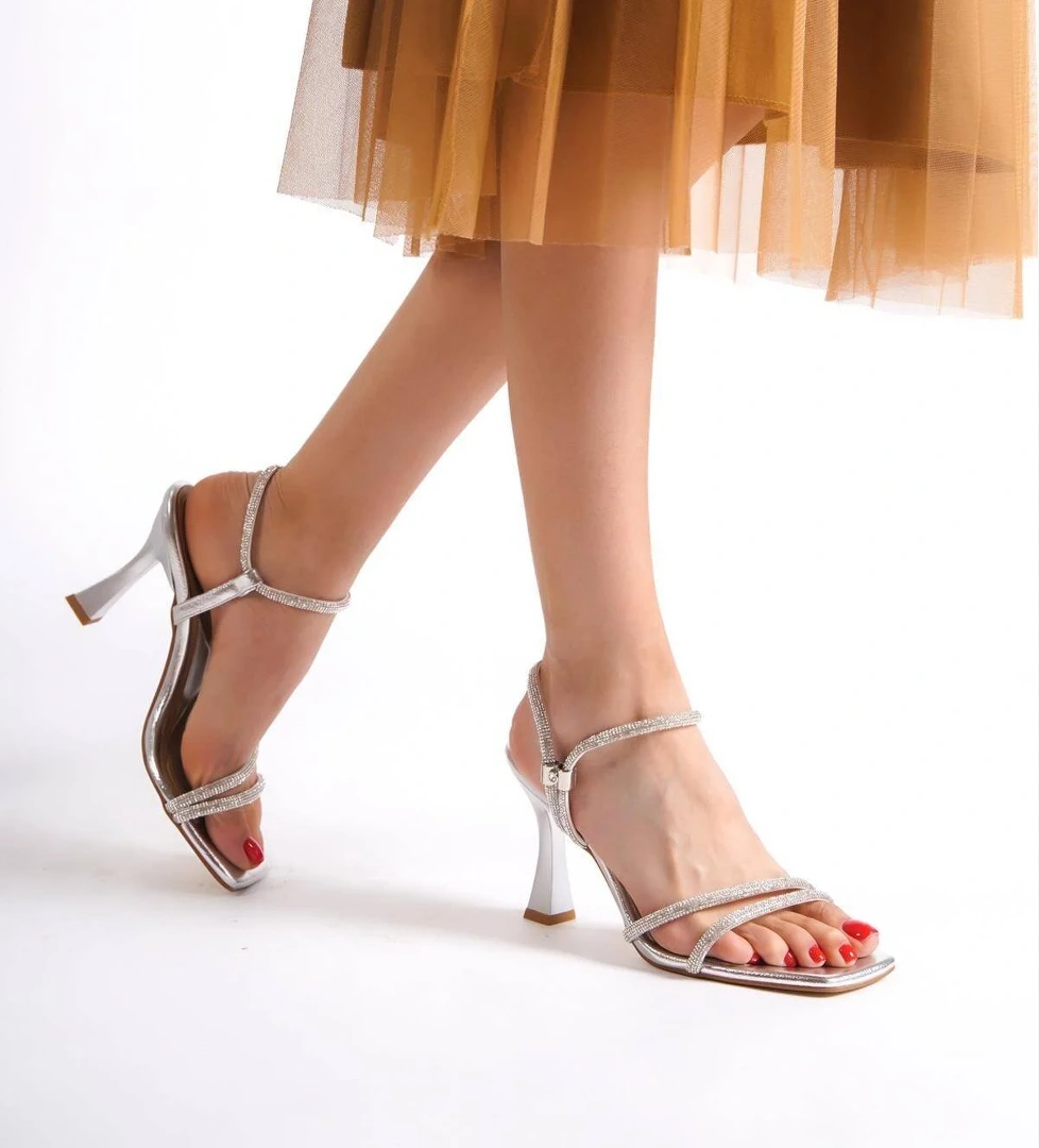 Modabuymuş Midney Taşlı Topuklu Abiye Ayakkabı model görseli