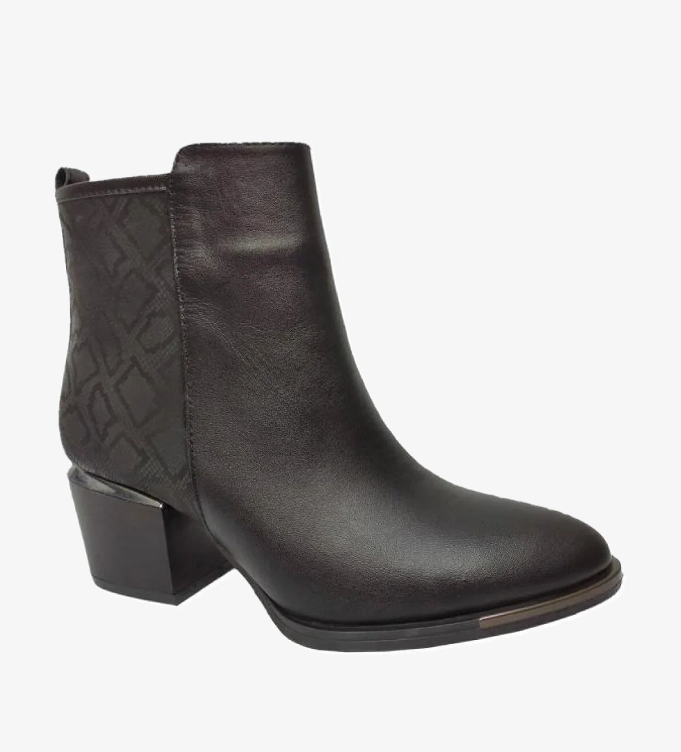 Fix 160-22 Hakiki Deri Anatomik Fashıon Kadın Bot model görseli