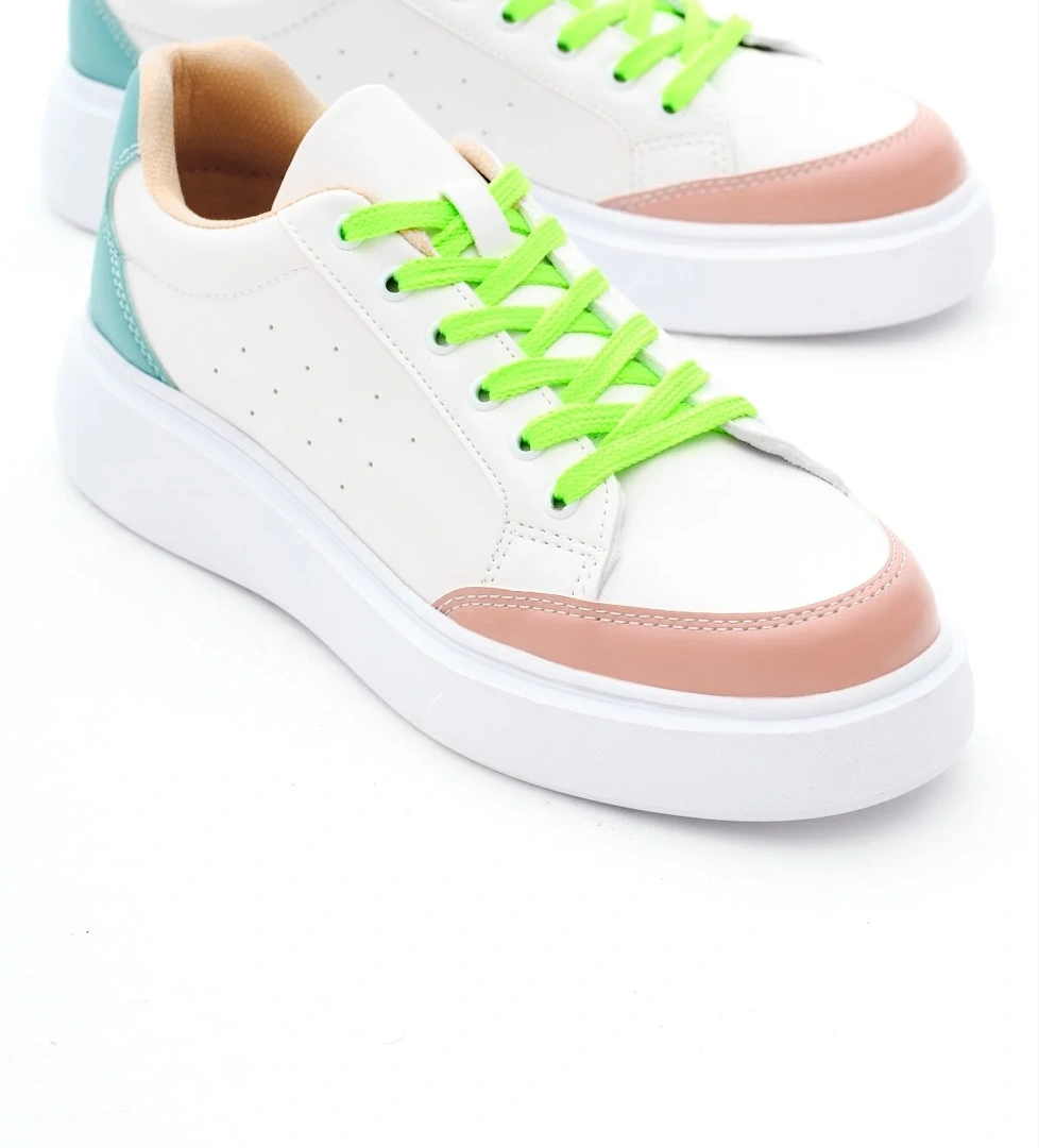 Kadın Beyaz Yeşil Rahat Kalıp Yüksek Poli Taban Bağcıklı Spor Ayakkabı