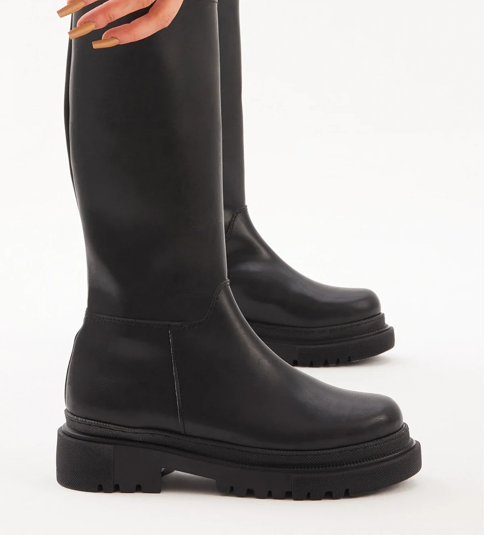 Kadın Siyah Cilt Rahat Kalıp Sıcak Astarlı Çizme - Görsel 1